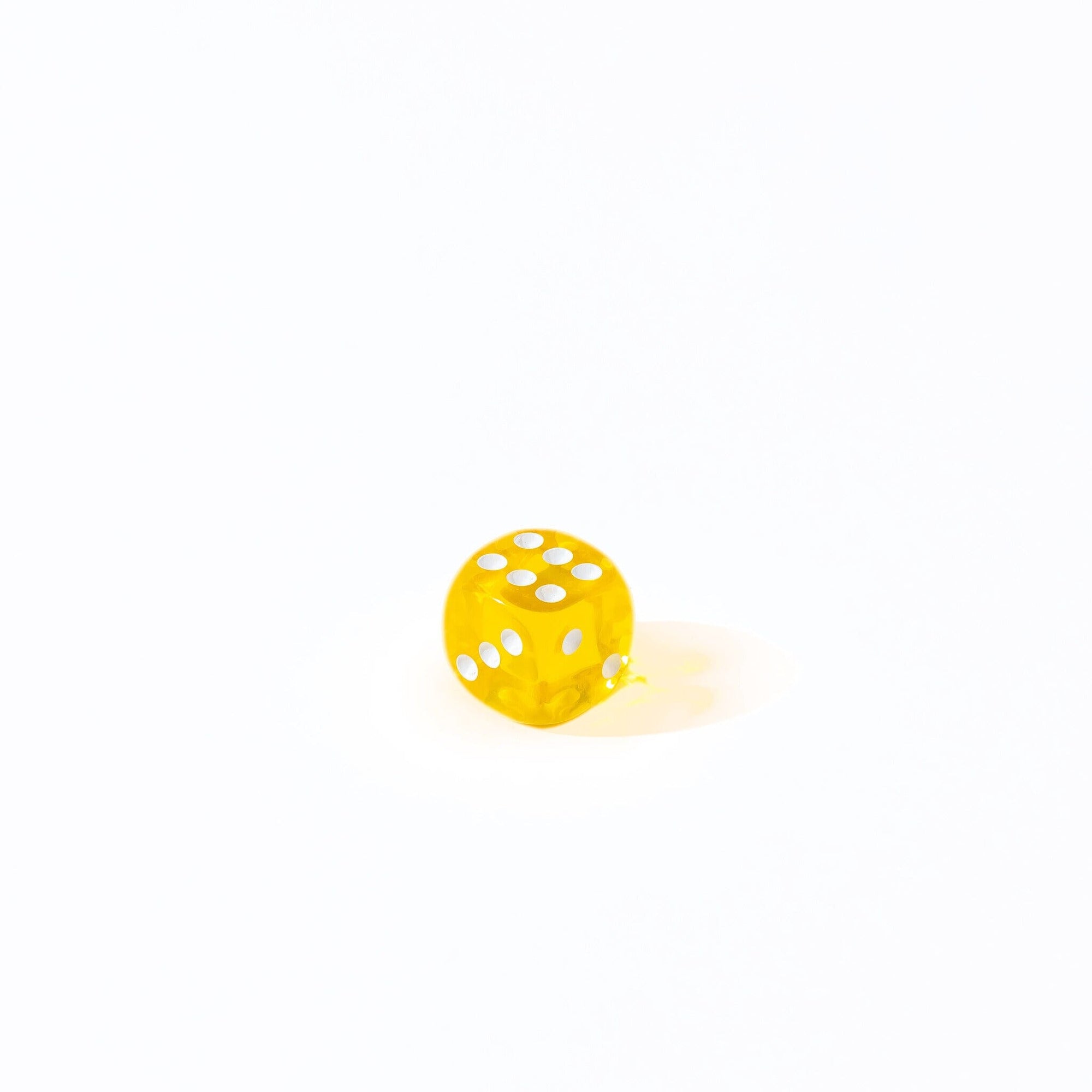 12mm D6 - Translucent Yellow - 25 Count Bag