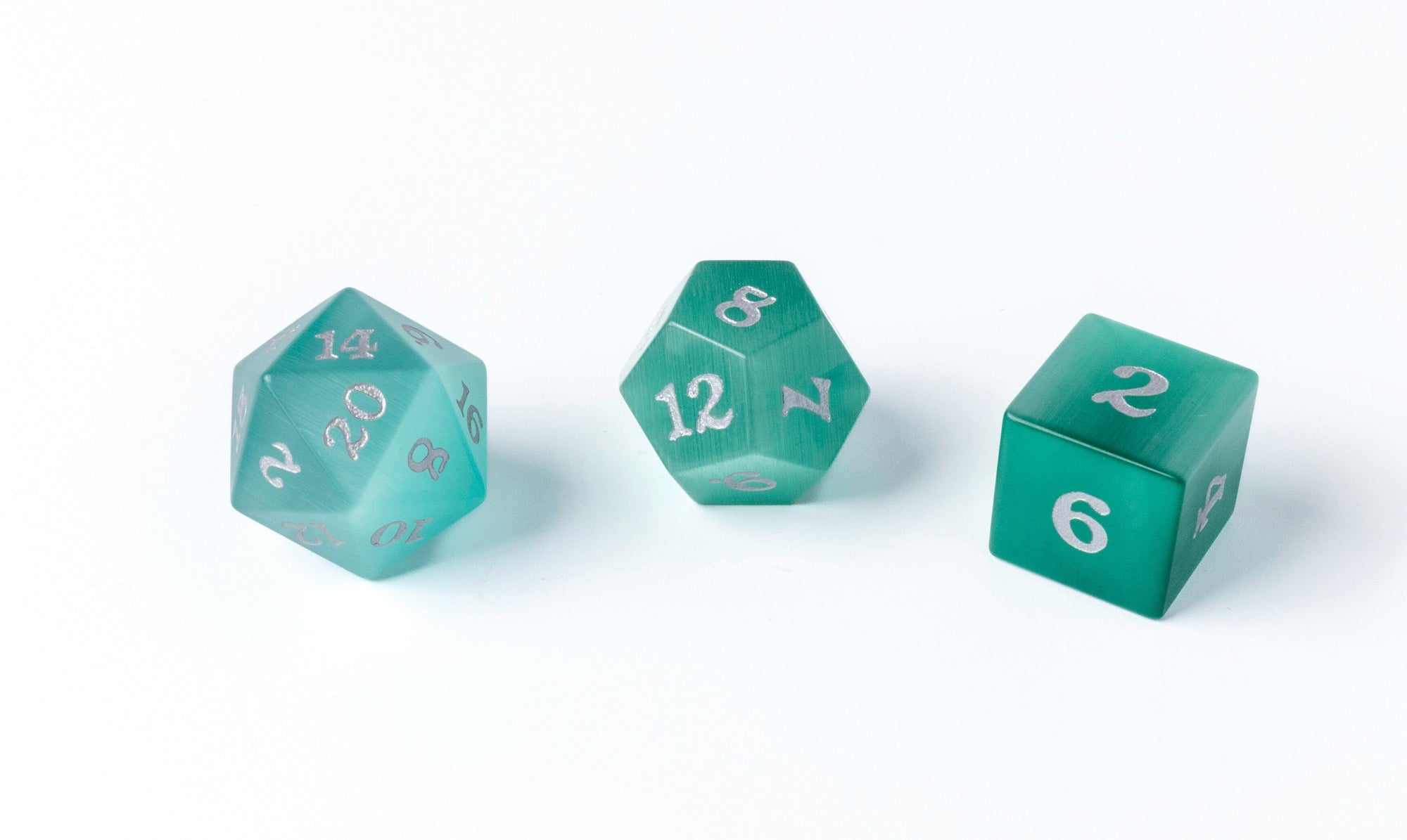 Mint Cat's Eye Dice Set With Signature Font