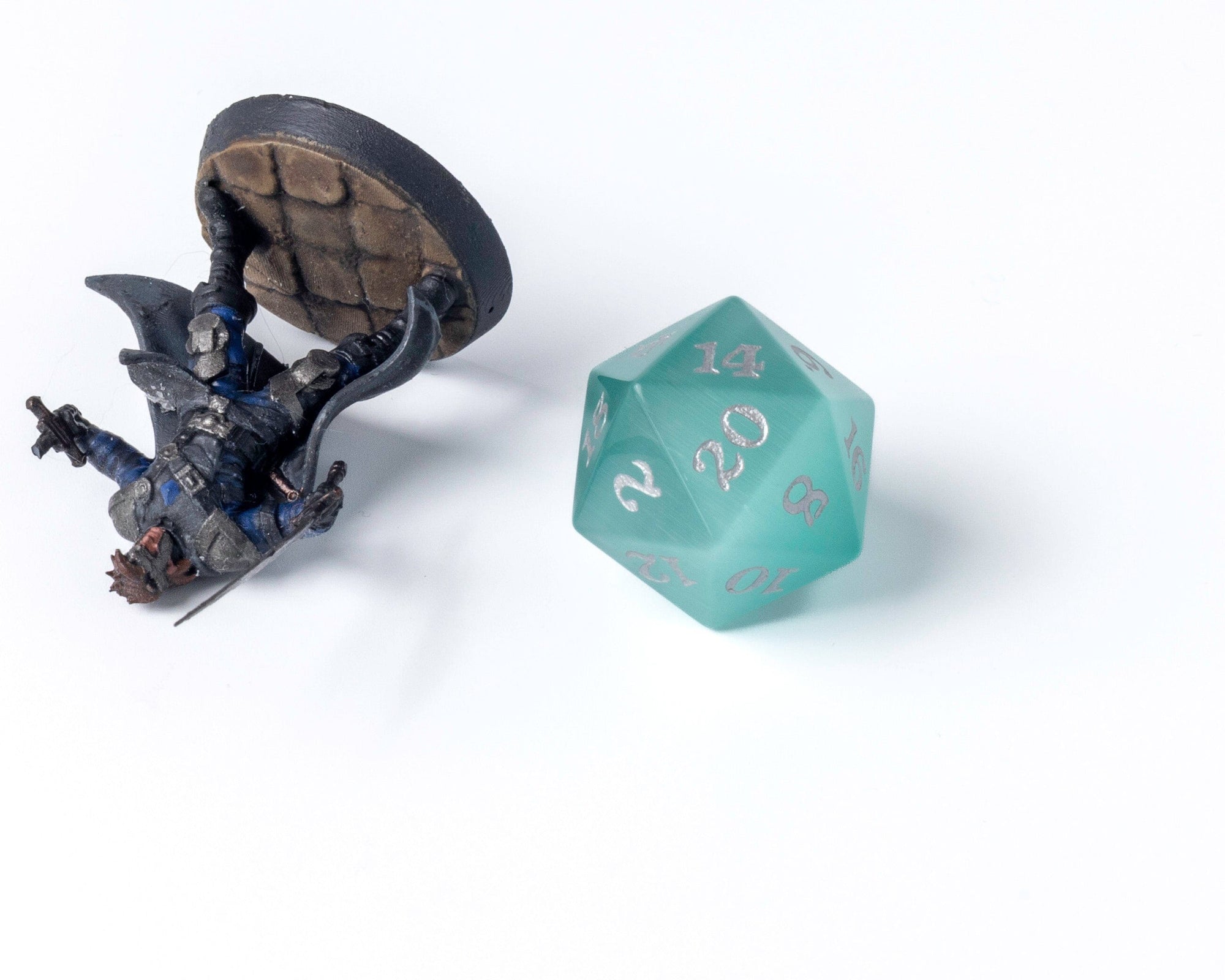 Stone D20 Dice - Mint Cat's Eye - Silver Signature Font