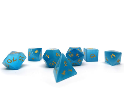 blue cat's eye dice set